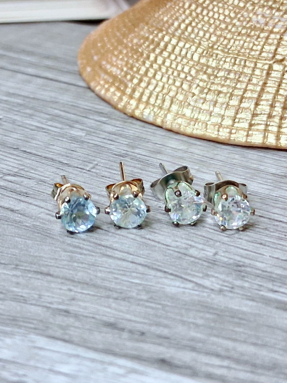 Crystal Solitaire Stud Earrings - Light Blue and Clear